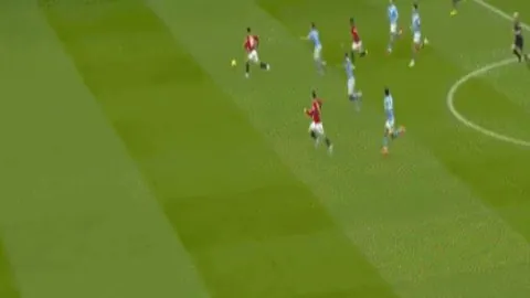 激战两日，9胜7负悬念迭起，土超豪门10场仅失3球，战力之谜谁能解开？