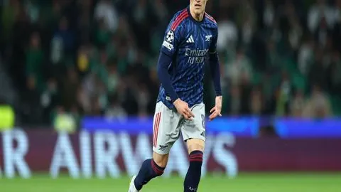 都灵VS米兰对决数据：射门比9比26，射正比3比8，控球率35%对阵65%